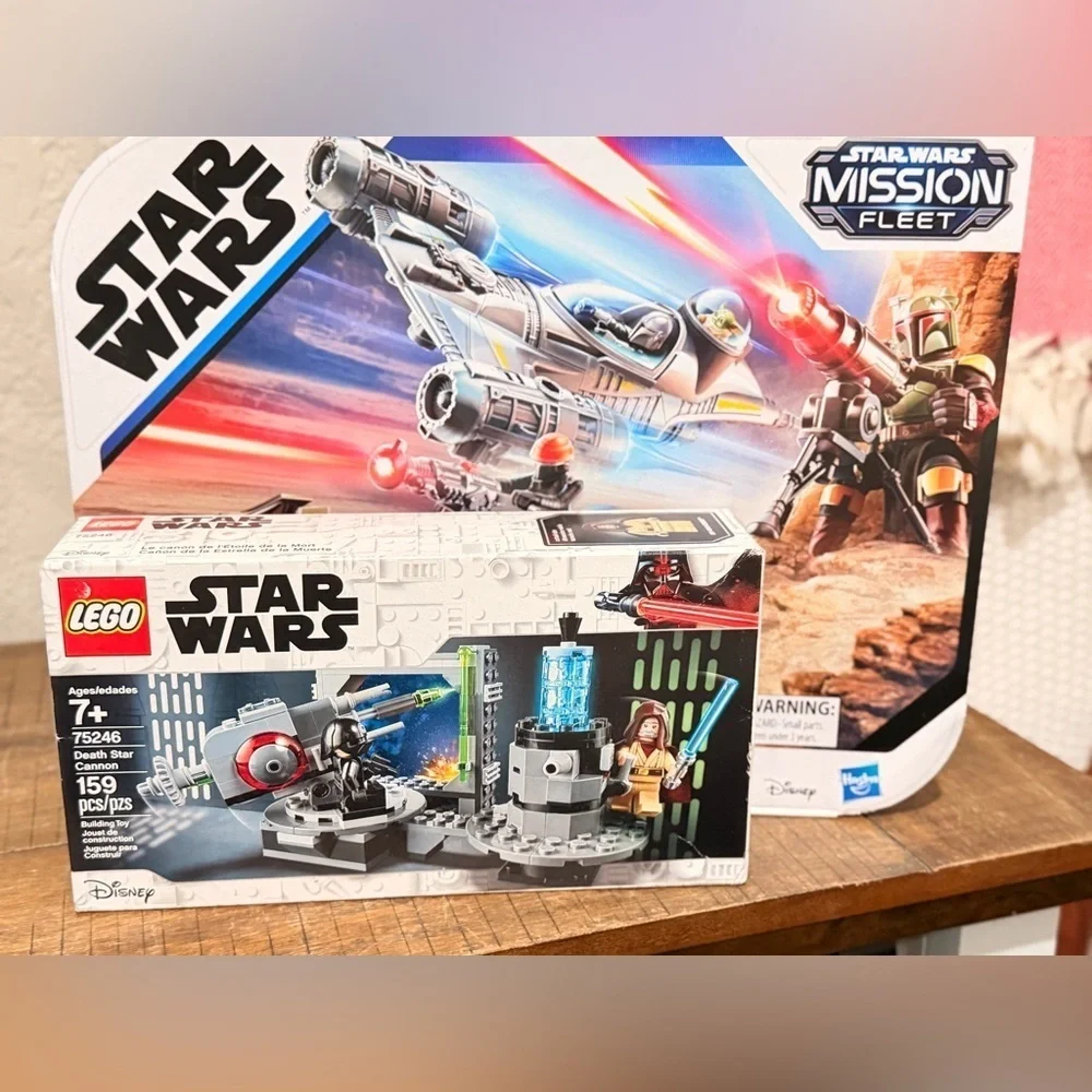 LEGO Star Wars: A New Hope Death Star Cannon 75246 bundle